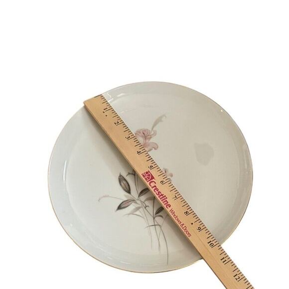 Wentworth Desire Pattern 8906 Dinner Plates (3) Fine China Floral Rose Japan - Picture 6 of 6